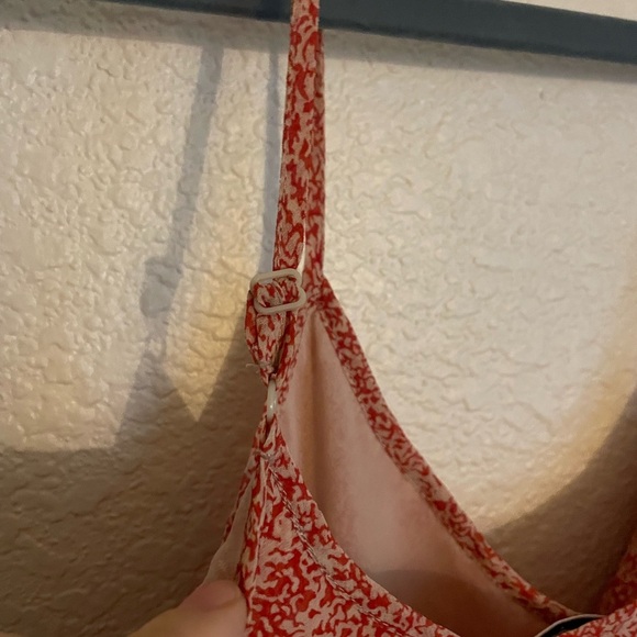 CAbi Tiered Ruffle Cami Tank Top S Red Cream - Picture 5 of 10